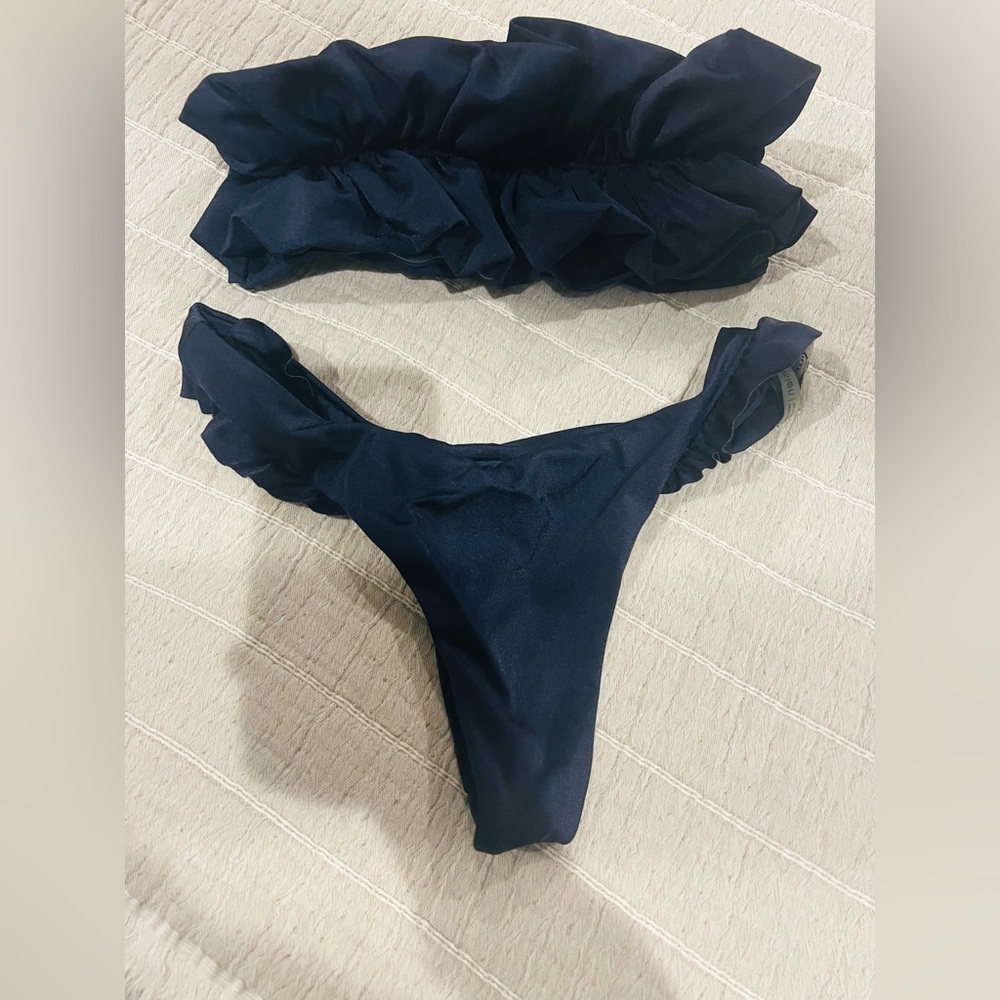 Bikini Set - Picture 2 of 2